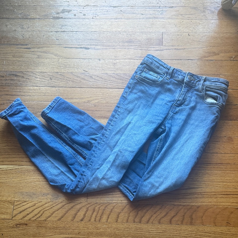 Zara Classic Light Blue Denim Jeans
